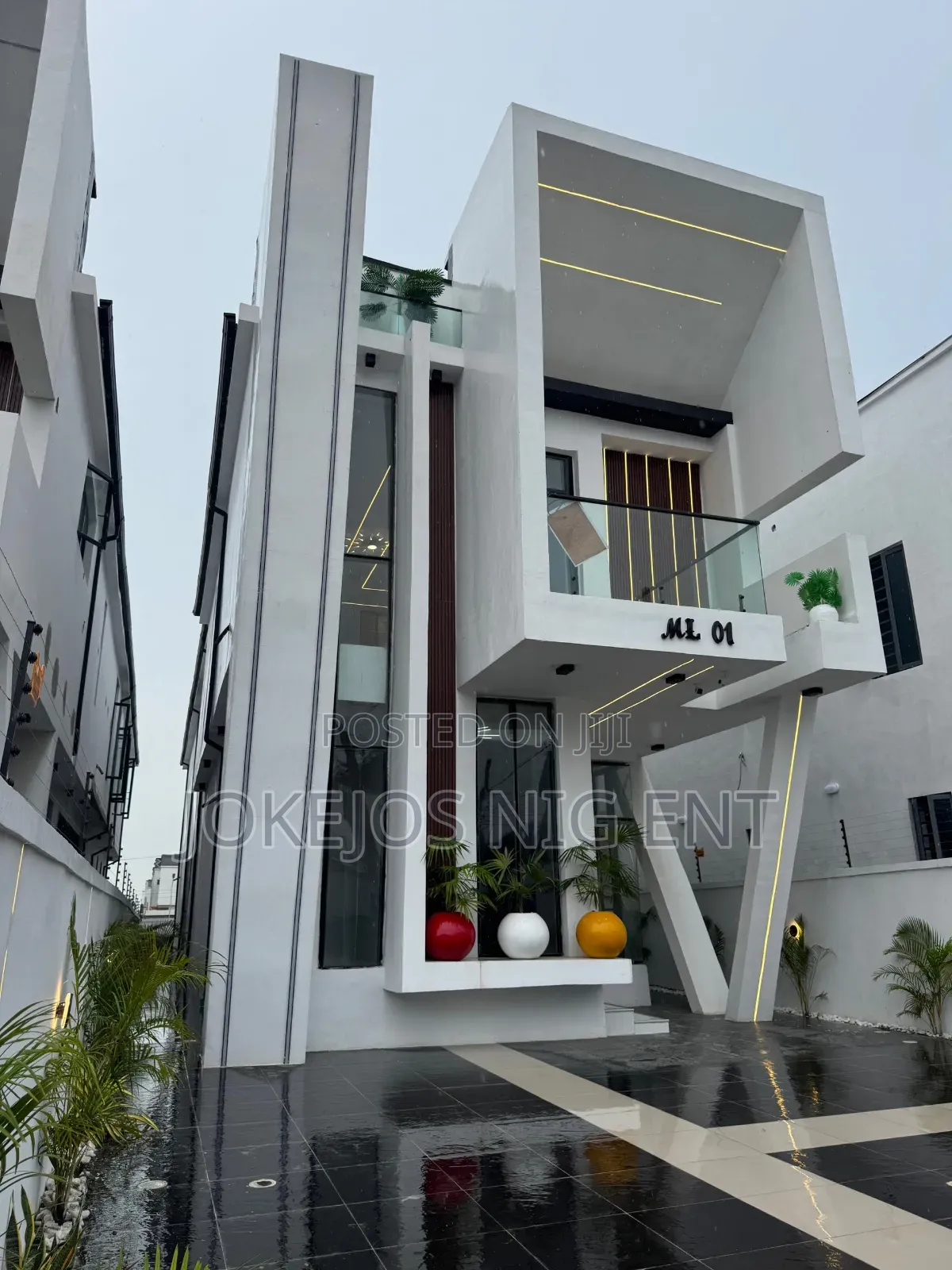 5bdrm Duplex in Ikota Gra Lekki for sale