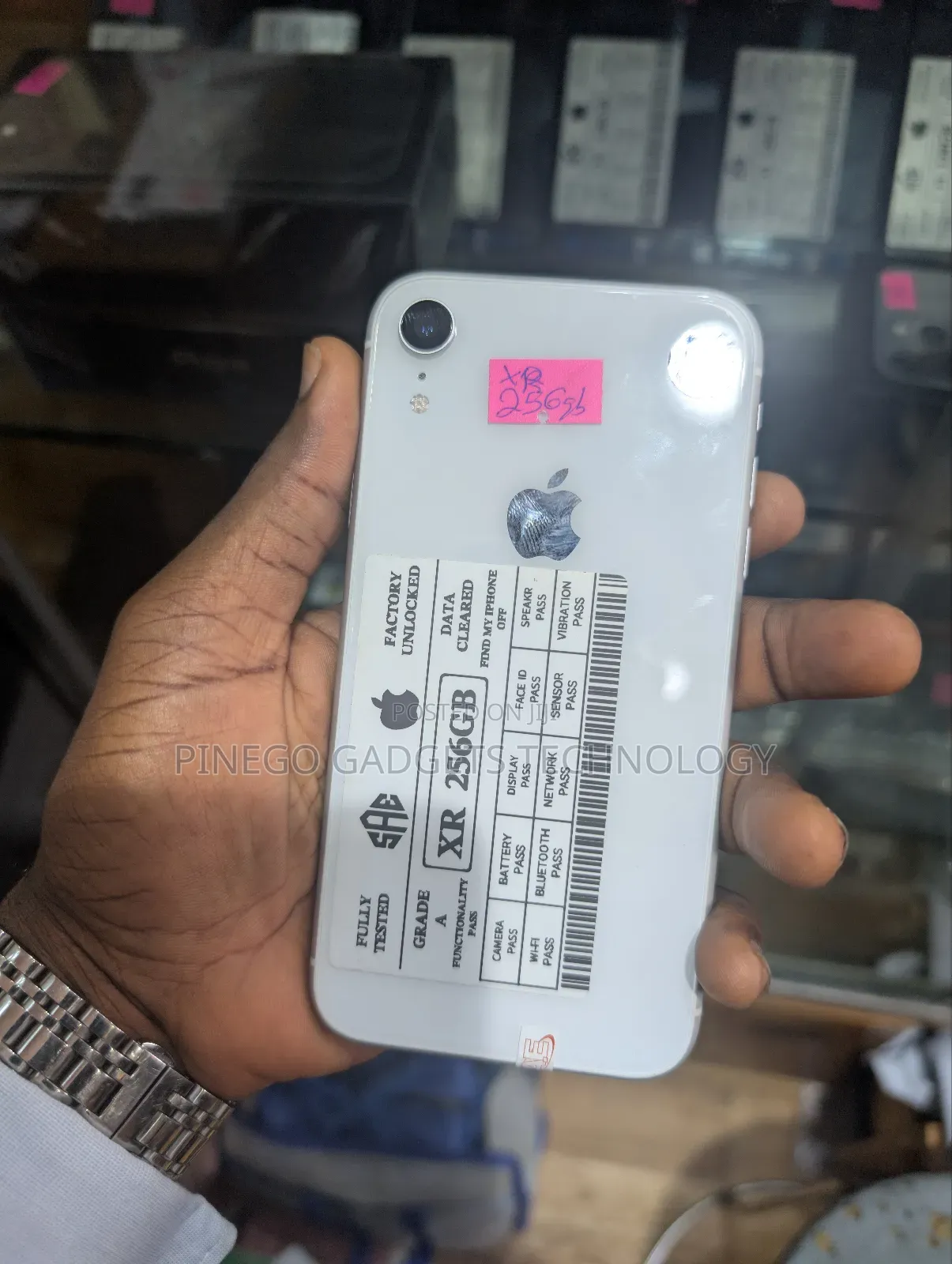 Apple XR 256 GB White
