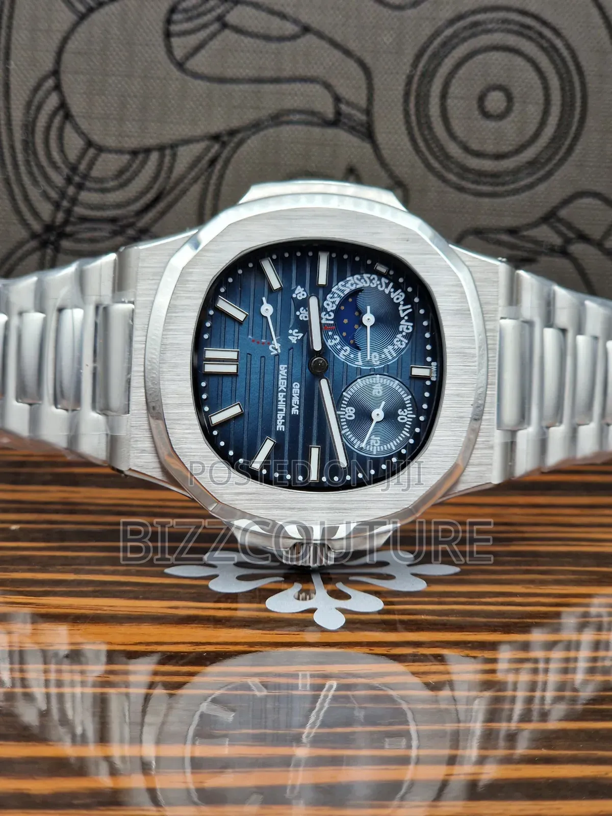 Original Patek Philippe Silver Stainlesssteel Chronograph Quartz Watch