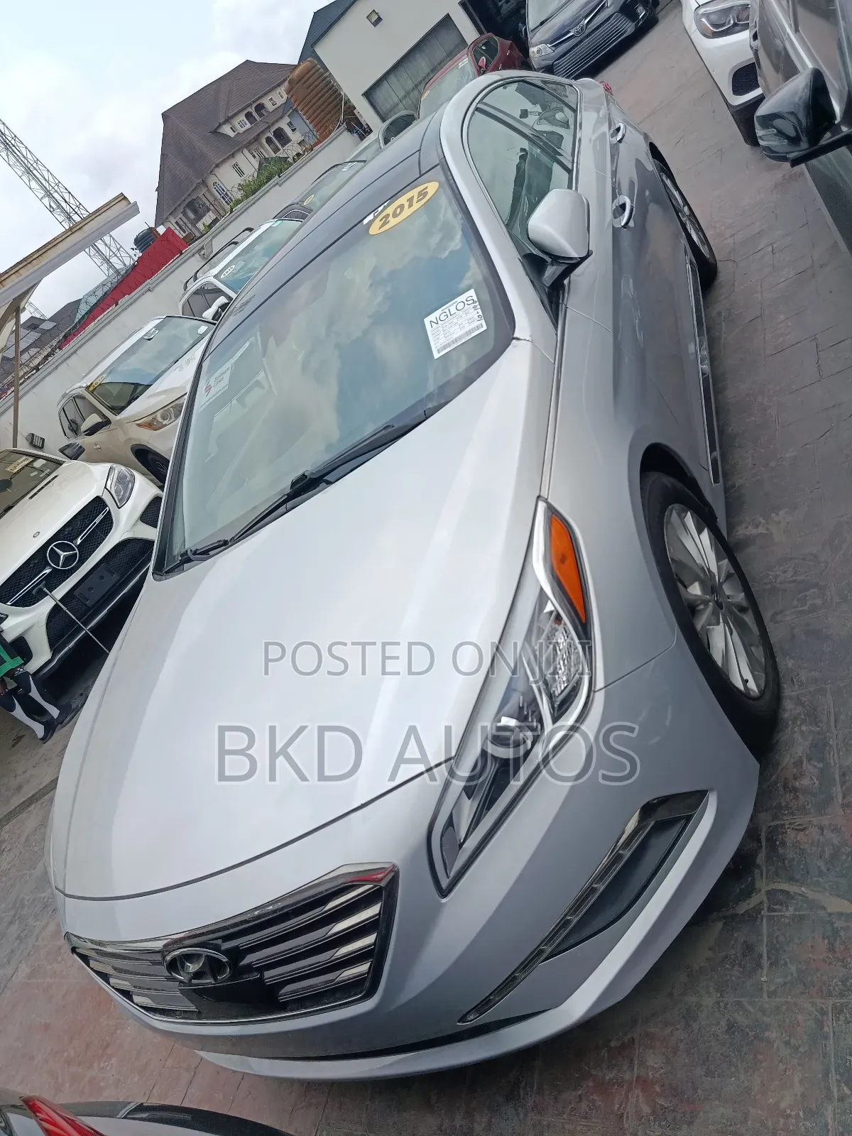 Hyundai Sonata Limited 4dr Sedan (2.4L 4cyl 6A) 2015 Silver