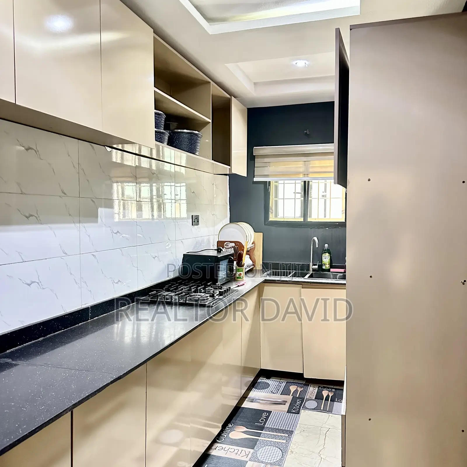 Modern 2-Bedroom Shortlet With Dstv, Wifi Constant Light