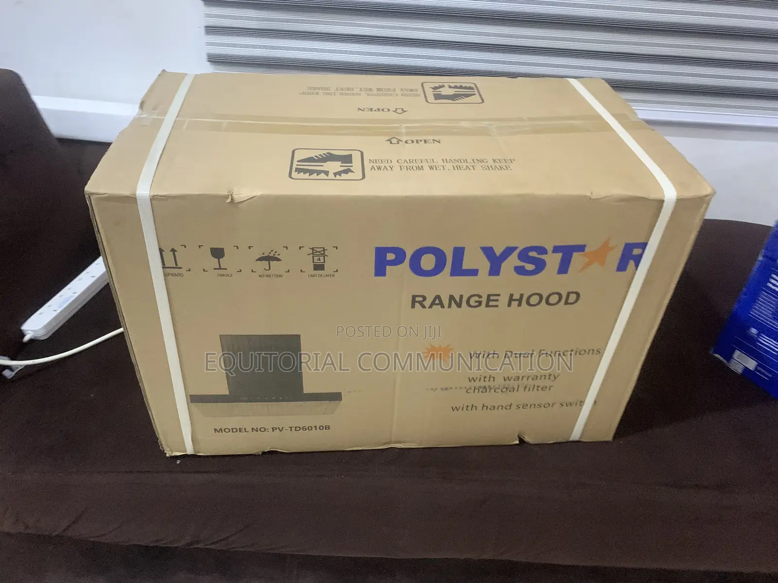 Polystar 60cm Wall-Mounted Chimney Hood