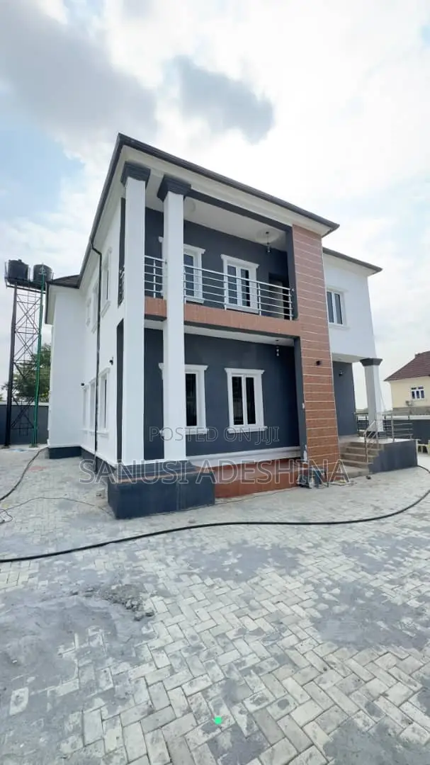 5bdrm Duplex in Kado Phase 2 Fct for sale
