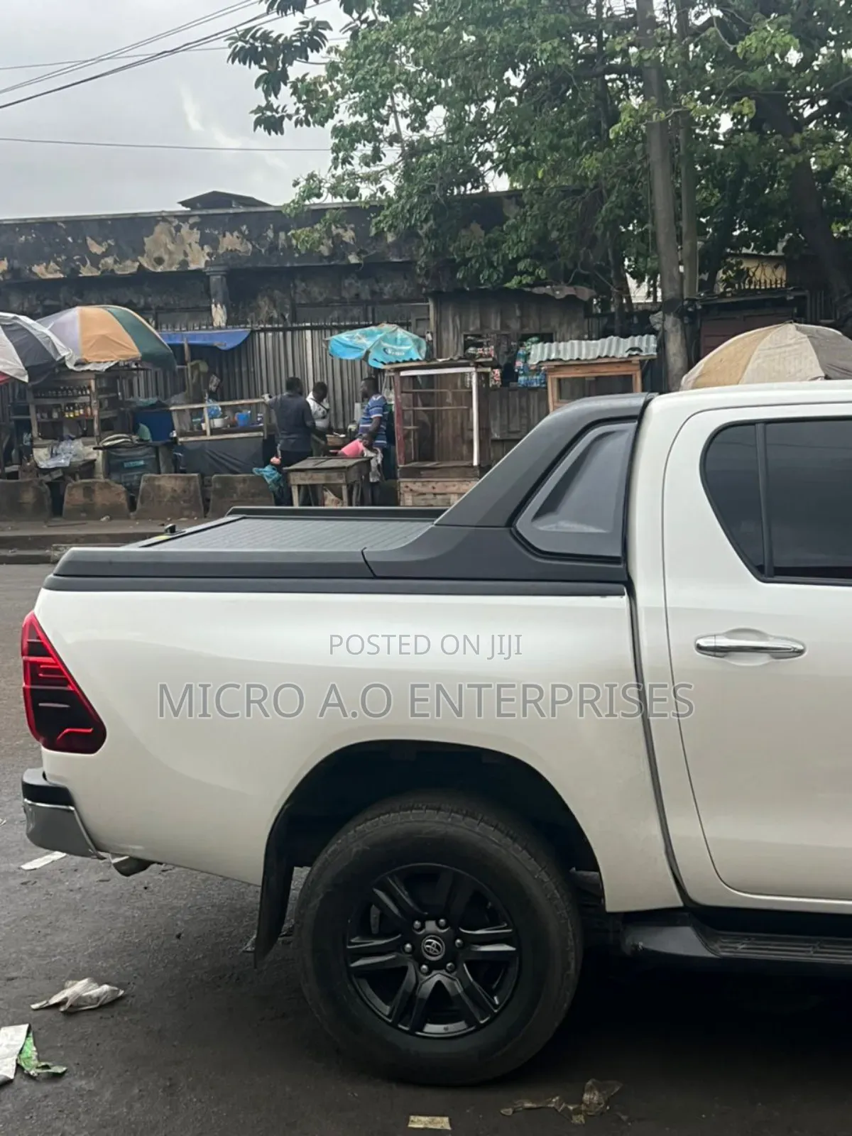 Boot Cover Hilux 2018