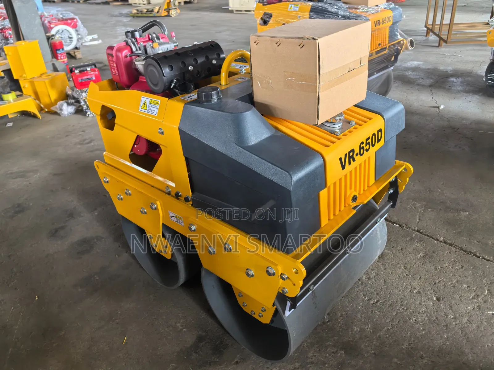 Double Drum Compacting Road Roller
