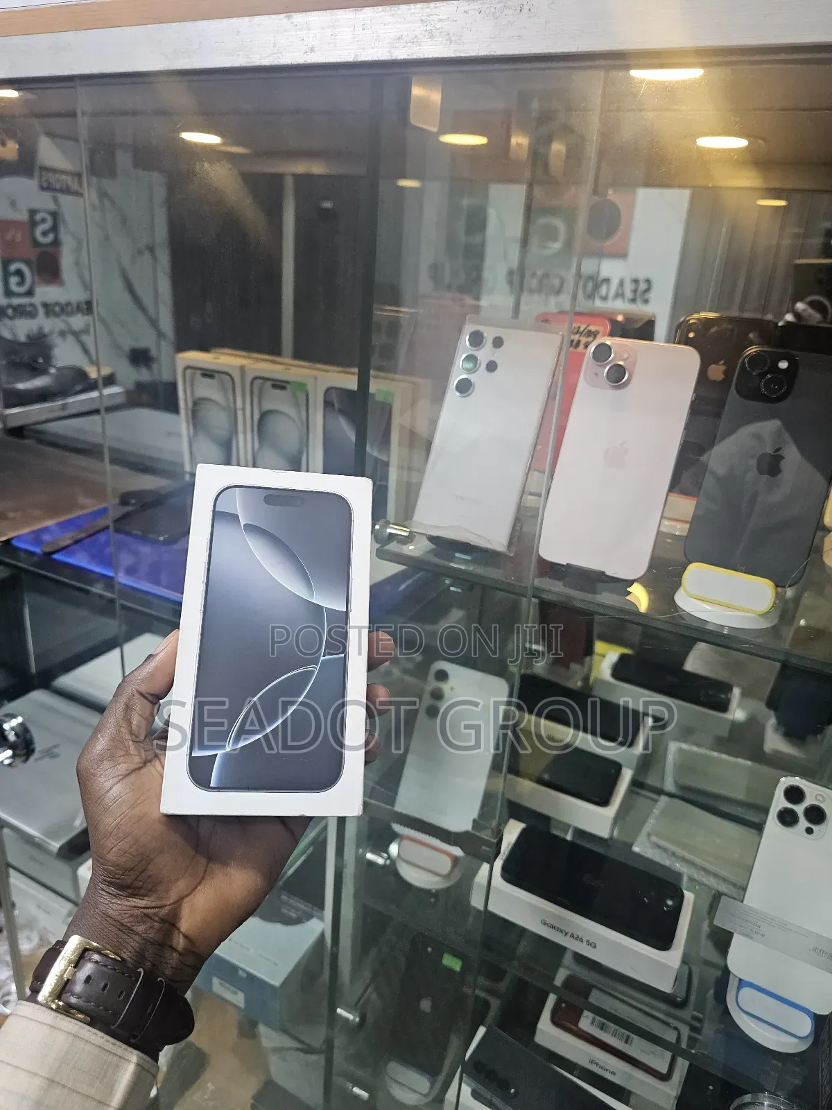 New Apple iPhone 16 Pro 128 GB Black