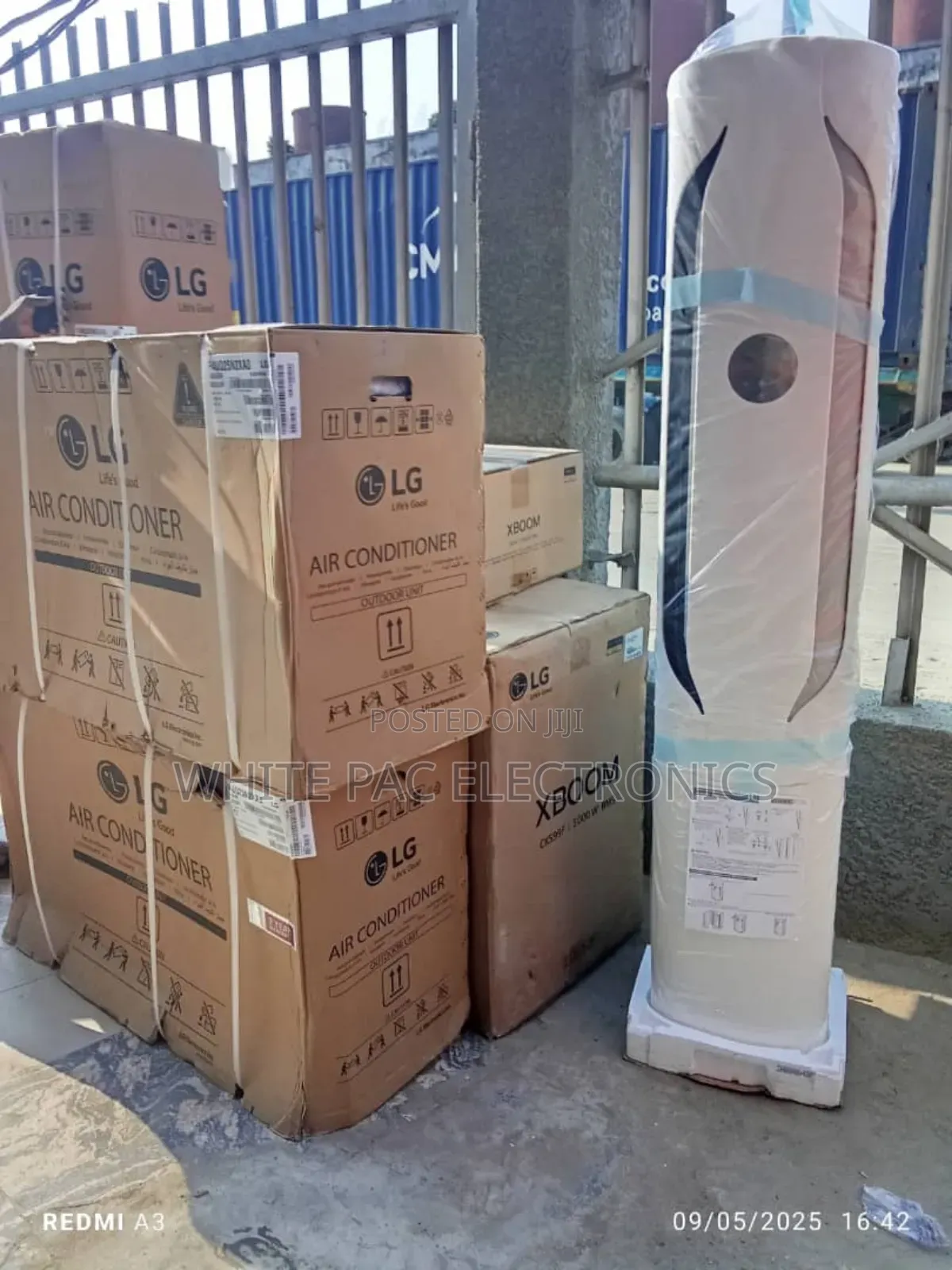 Original Lg 2.5hp Standing Ac Twins Tower Inverter Active Cooling 2yrs