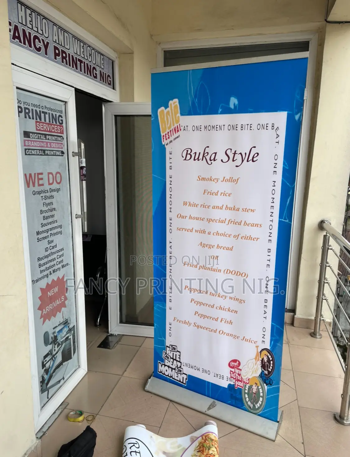 Roll Up Banner Stand – Durable Portable For Events Advertising