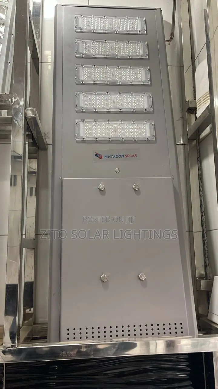 5 Eyes 100w Solar Street Light