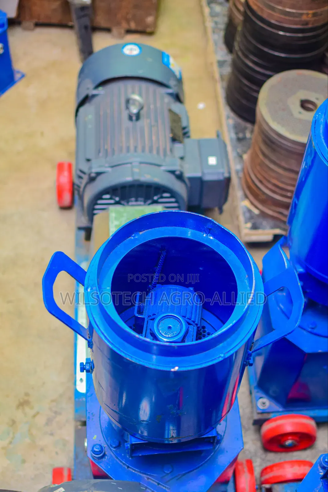 New Version of 300kg Pelletizer (Roller Movement Type)