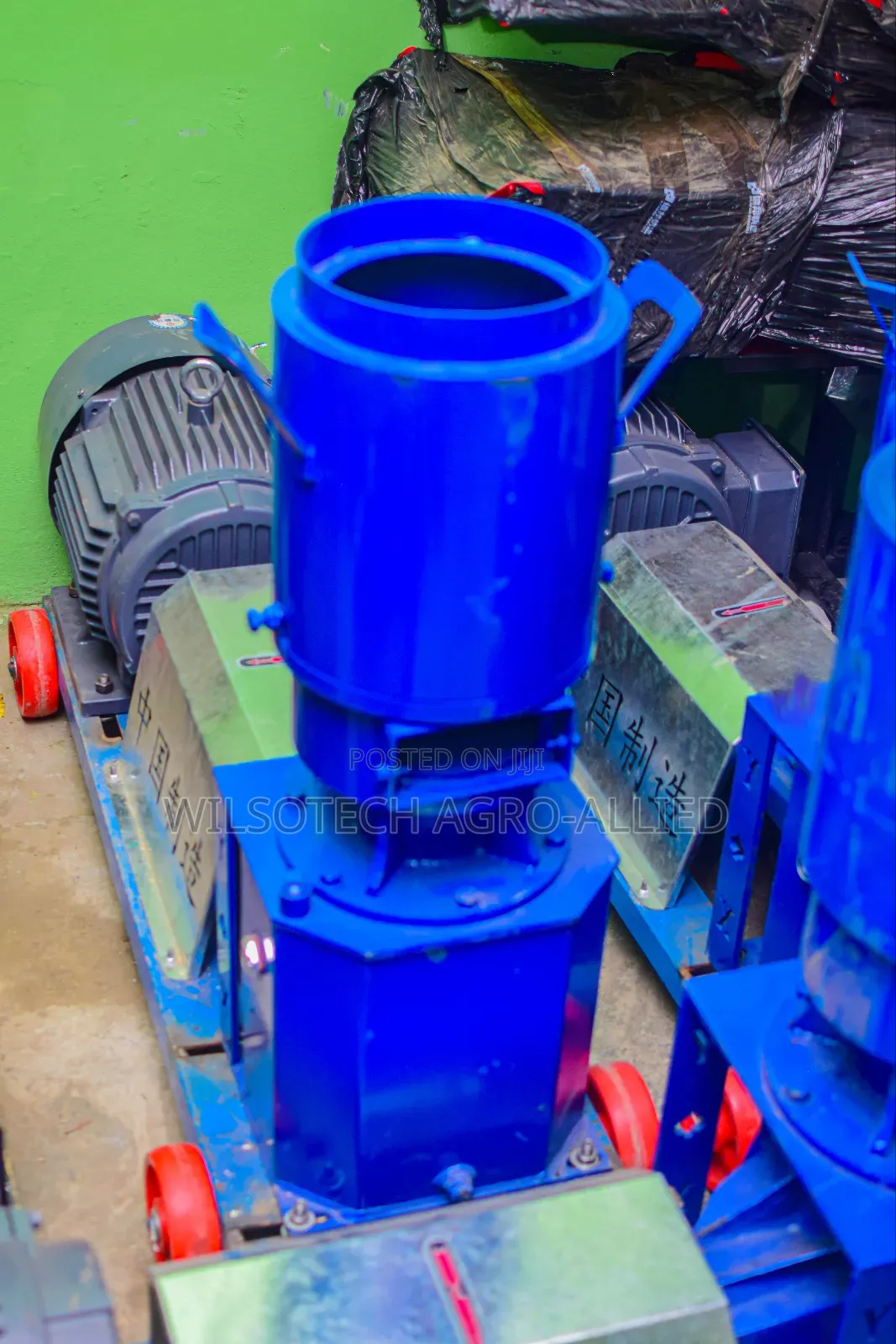 New Version of 300kg Pelletizer (Roller Movement Type)