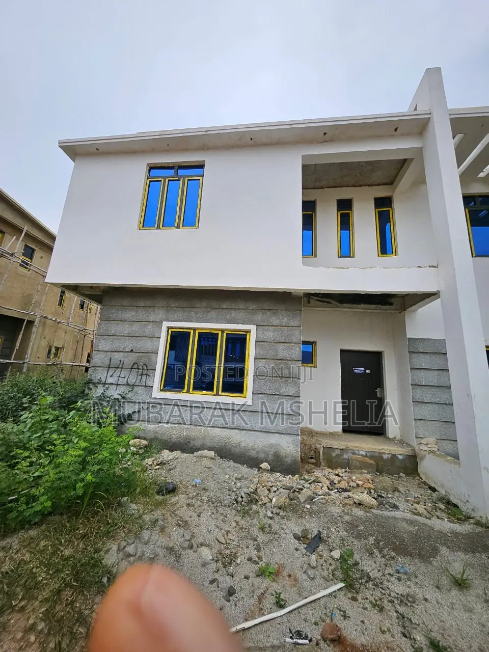 4bdrm Duplex in Karsana for sale