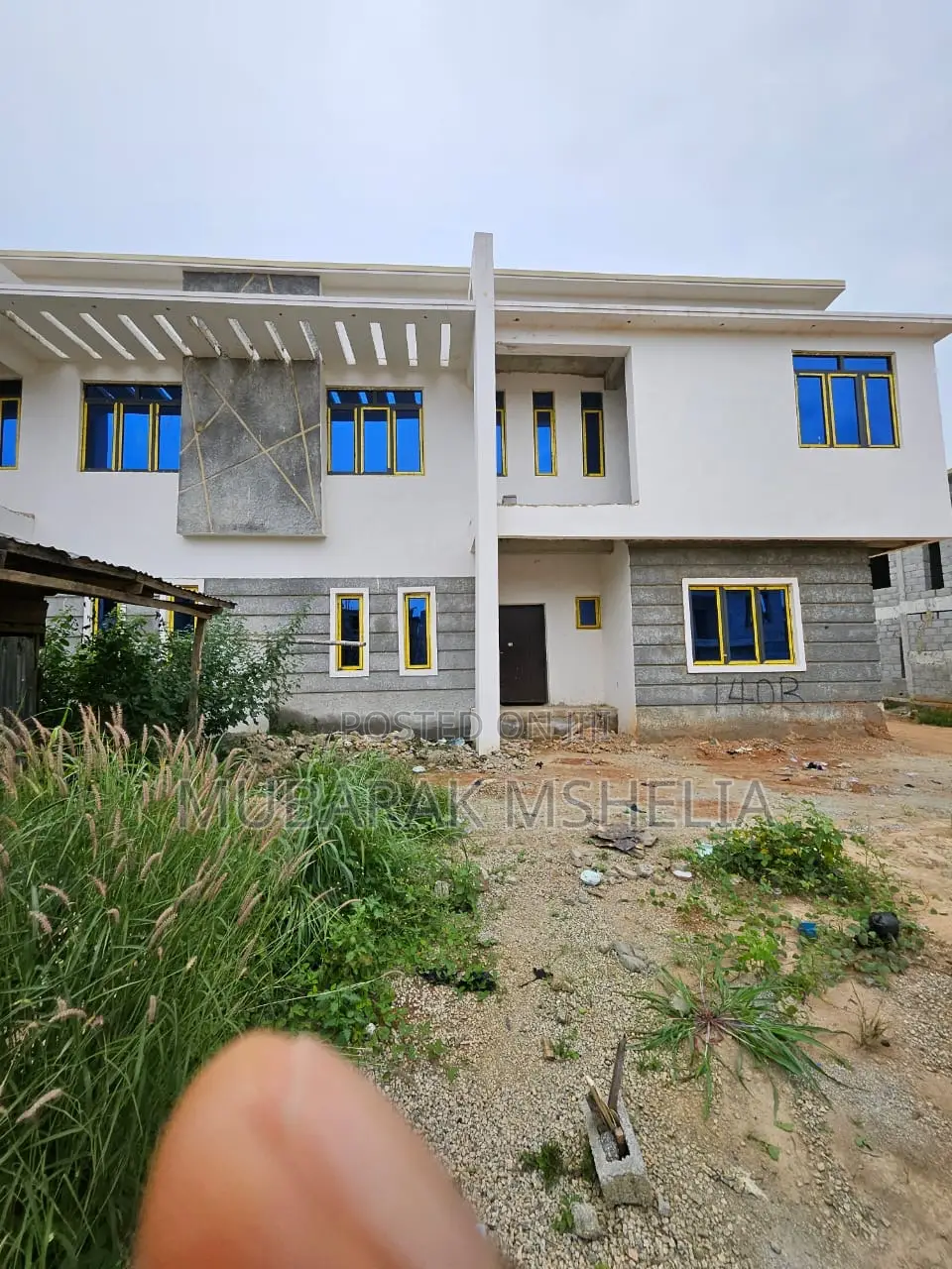 4bdrm Duplex in Karsana for sale
