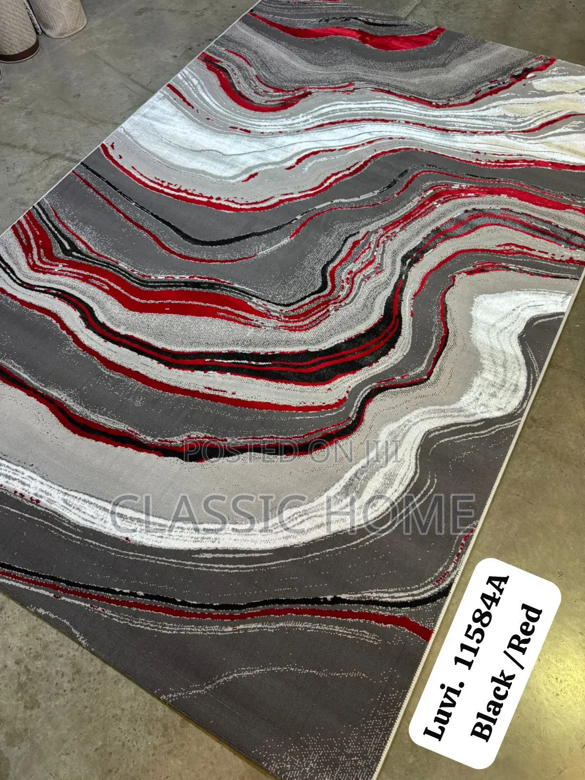 Black Red Luvi Center Rug