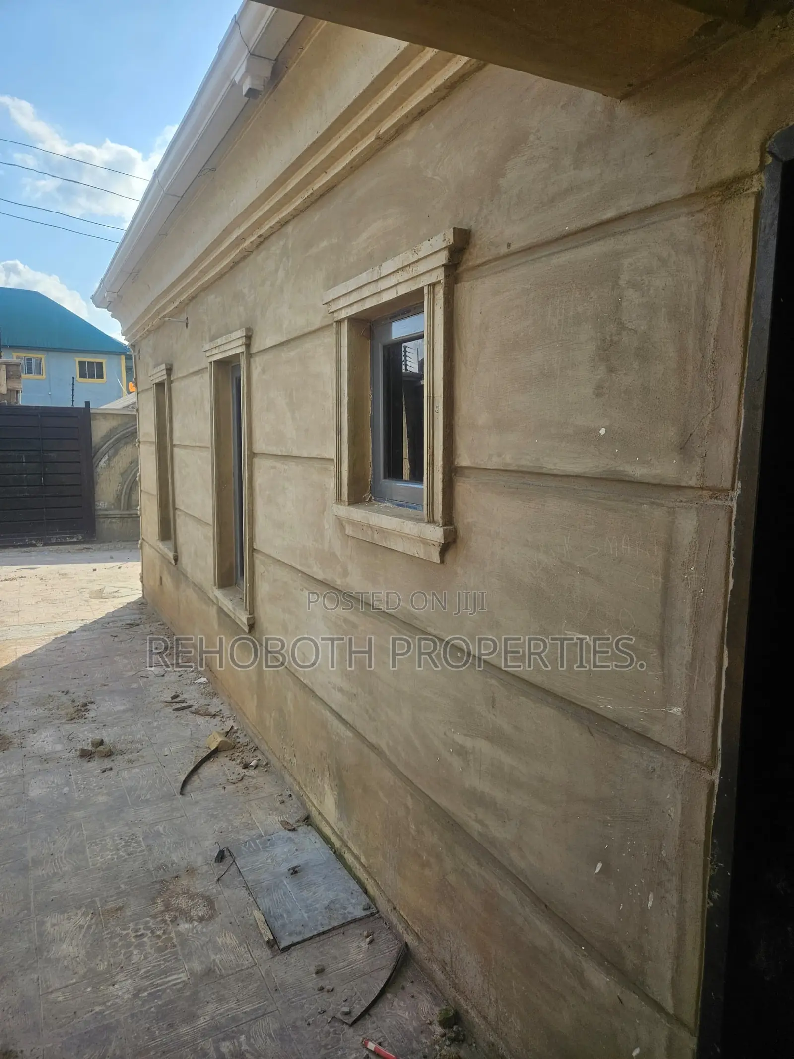 5bdrm Bungalow in Olakunle, Ibadan for sale