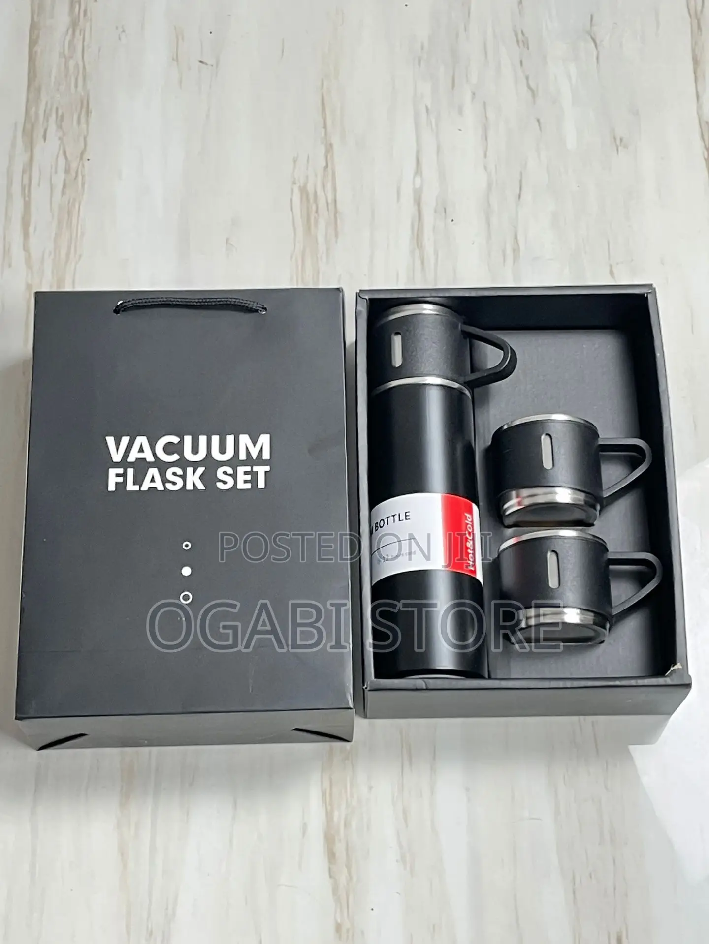Stainless Steel Vacuum Flask Set With Steel Cups
