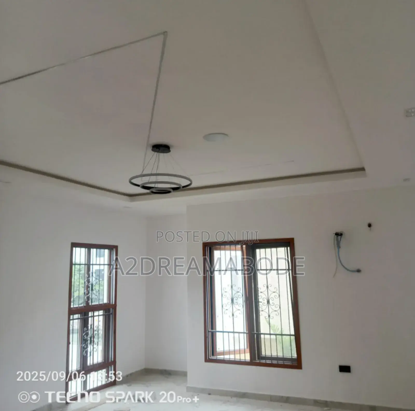 6bdrm Duplex in Ikeja Gra for sale