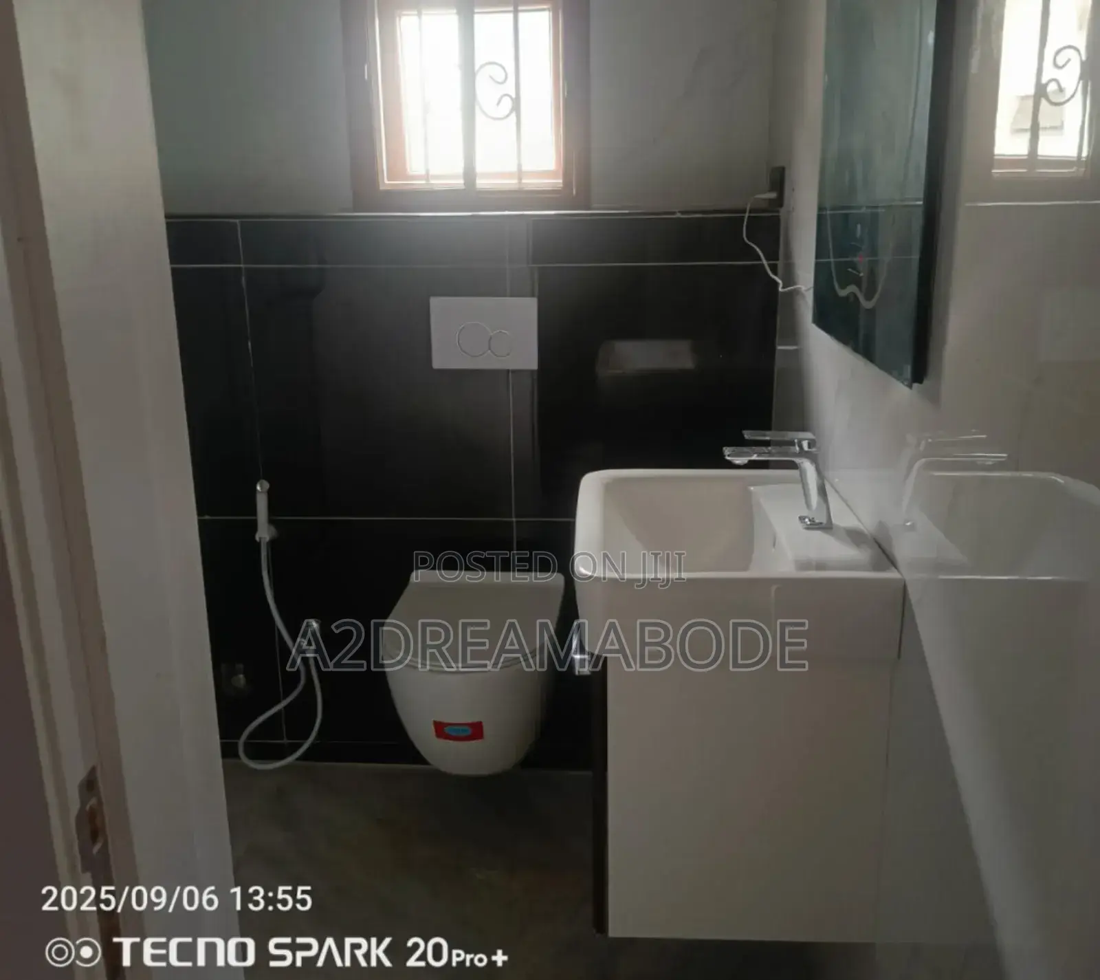 6bdrm Duplex in Ikeja Gra for sale