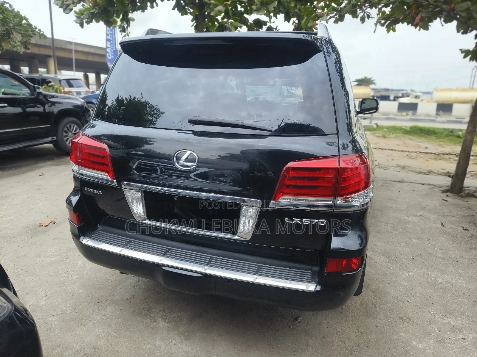 Lexus LX 570 AWD 2016 Black