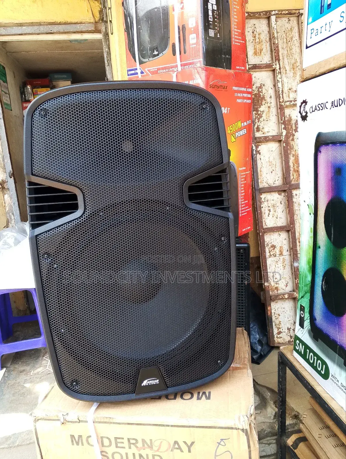 Jaguar 15" Big Body Rechargeable Public Addressing System.