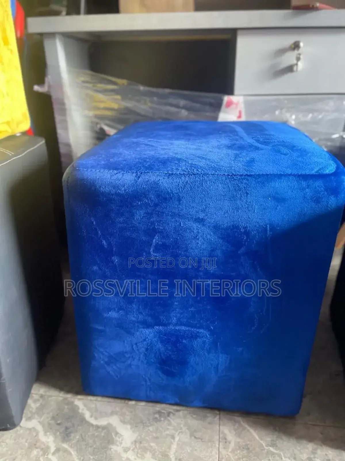 Affordable Ottoman / Pouf for Your Sitting Room
