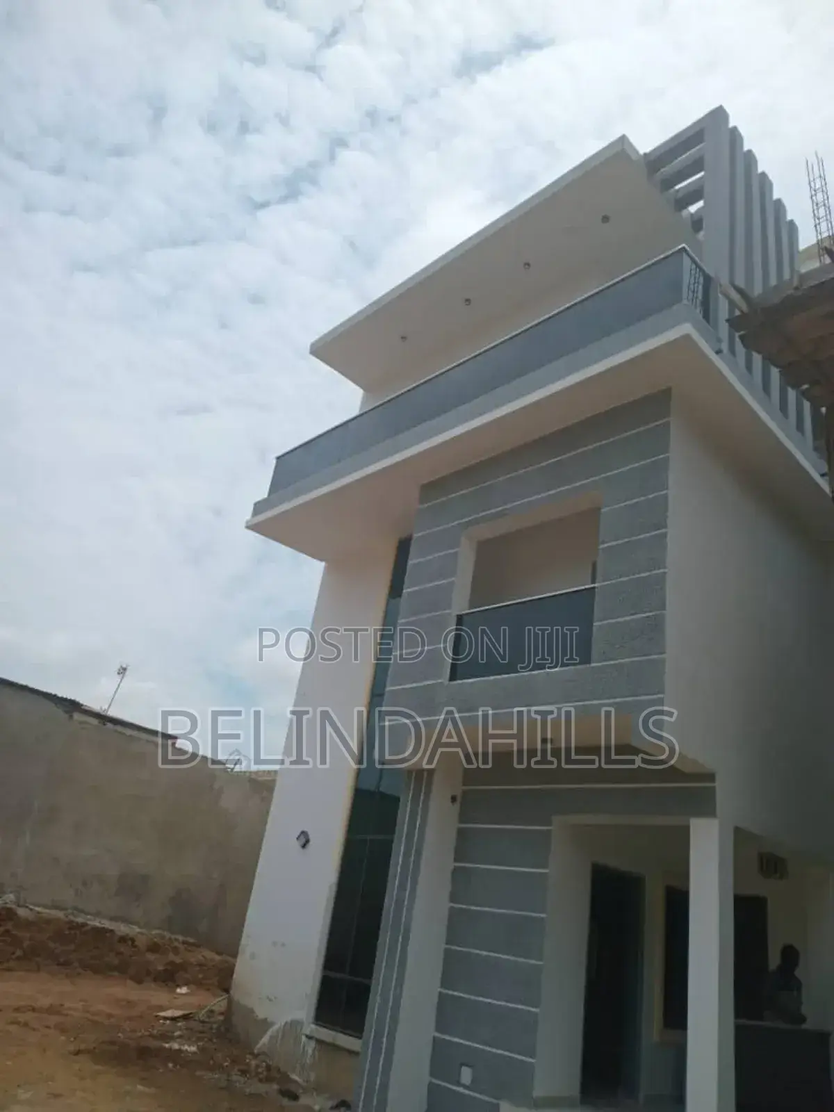 4bdrm Townhouse/Terrace in Durumi for sale