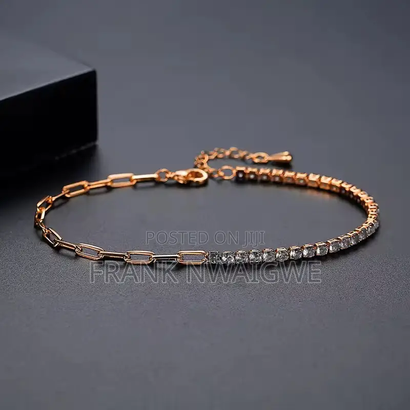 Luxury Zirconia Hand Bracelet