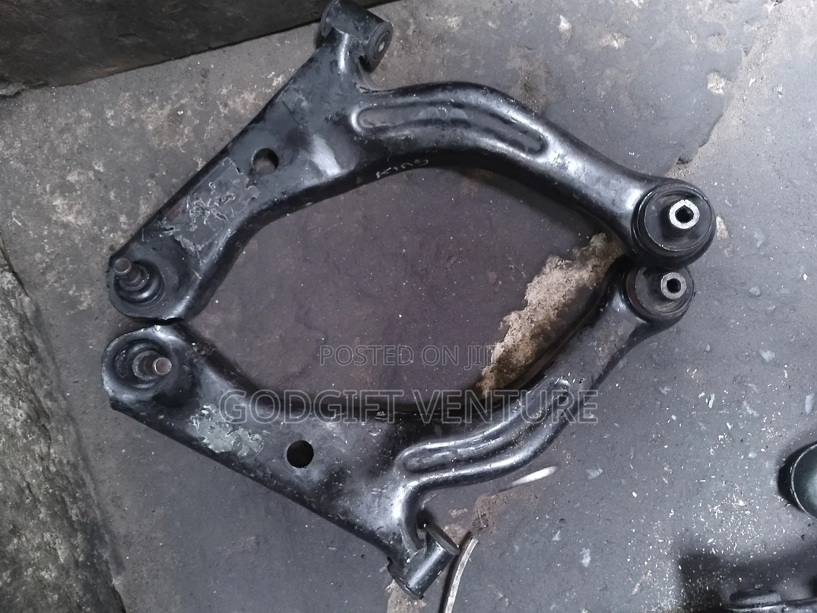 Lower Arms Mazda Tribute, Ford Escape 2003-2010