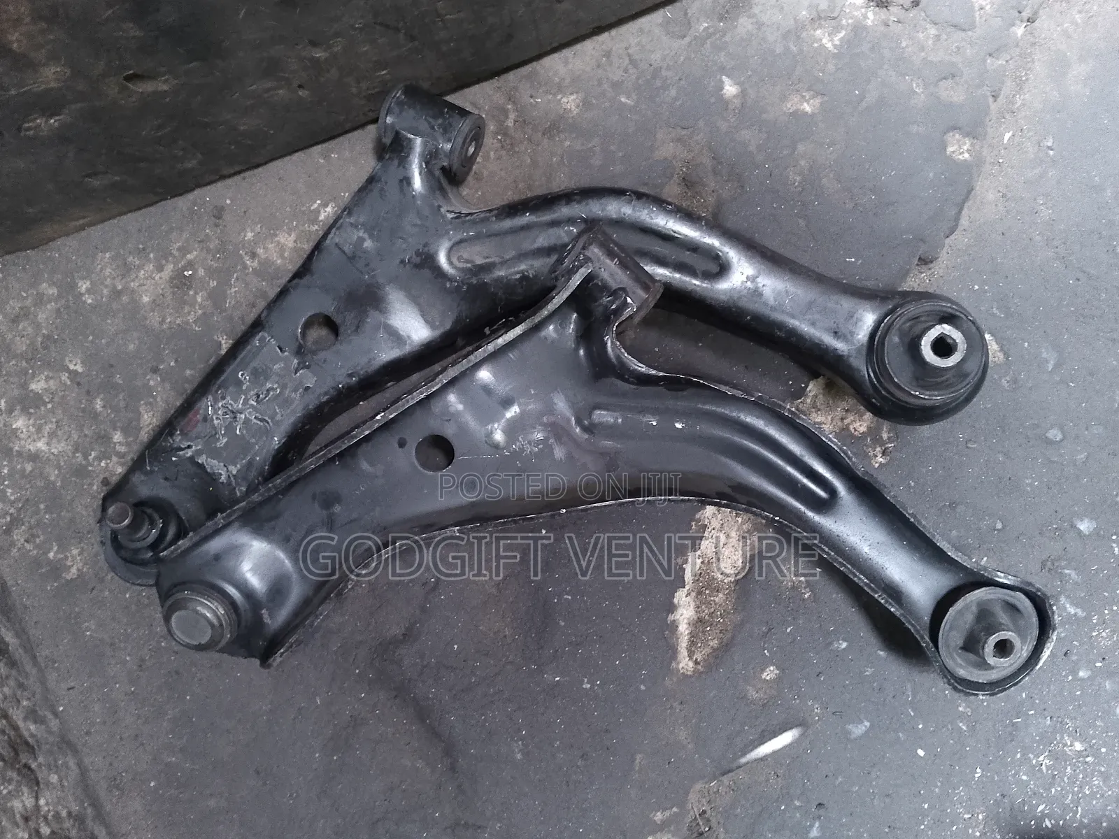 Lower Arms Mazda Tribute, Ford Escape 2003-2010