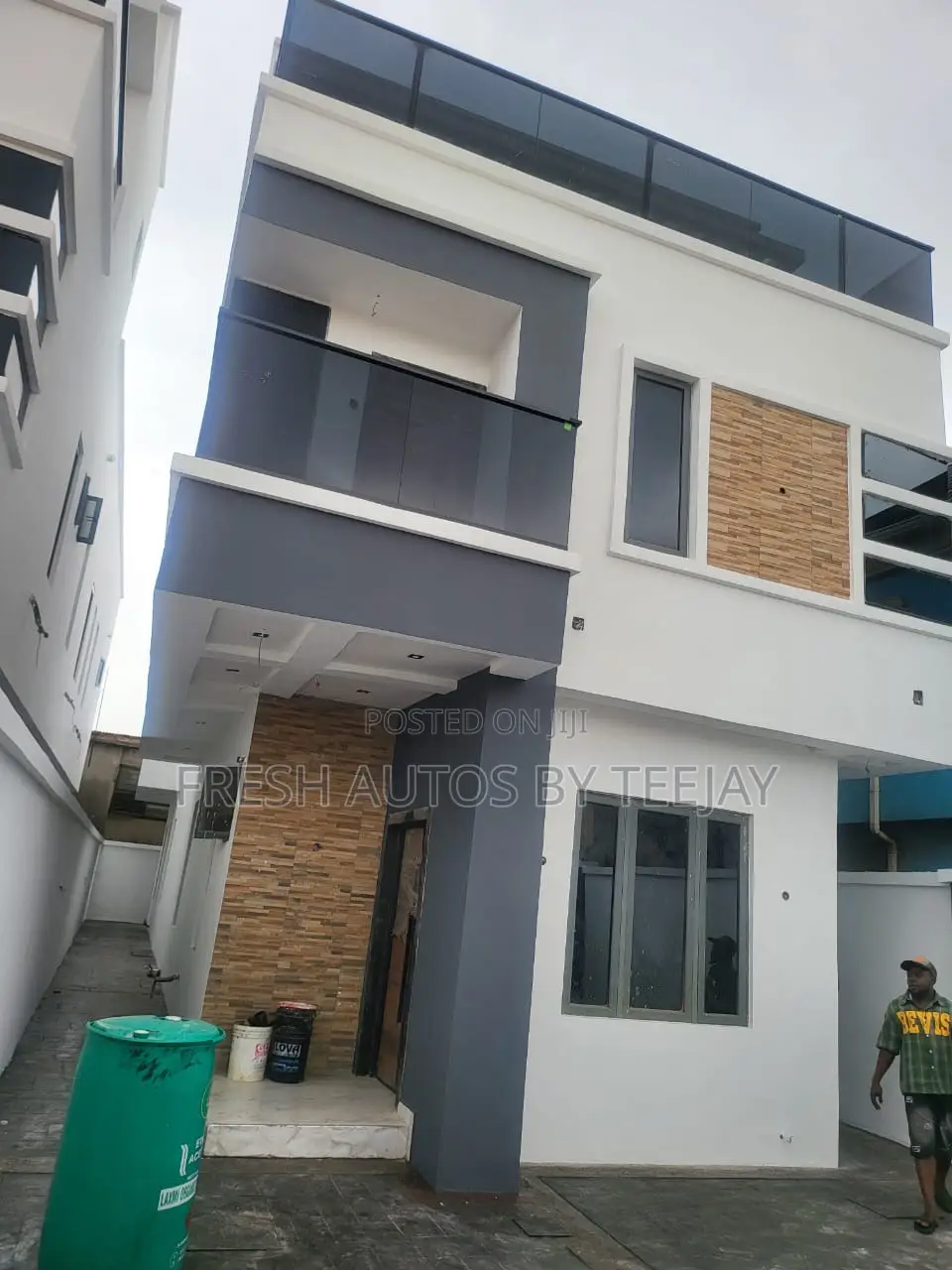 4bdrm Duplex in Omole Phase2 Estate for sale