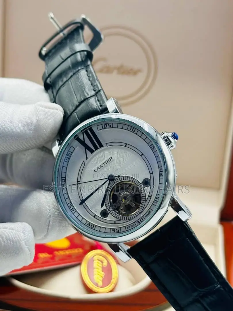 High Quality Luxury Cartier Leather Wristwatch