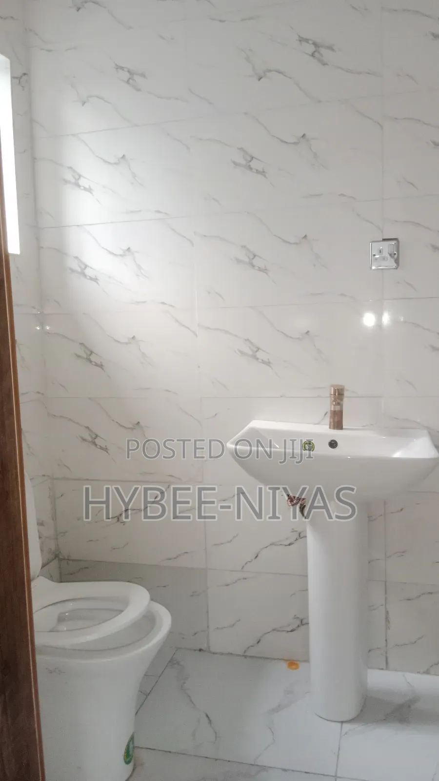 Professional Tiler