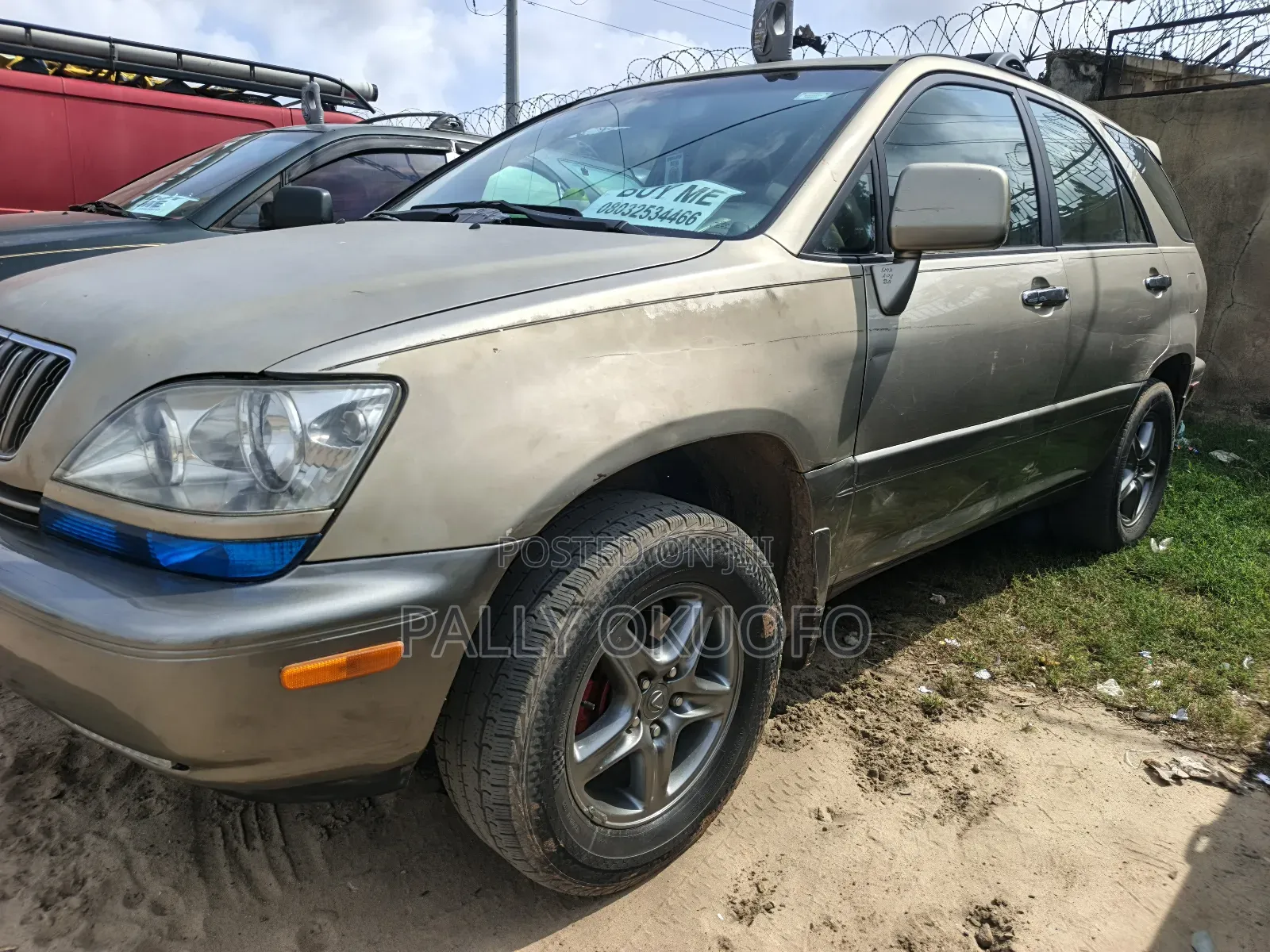 Lexus RX 300 2001 Gold