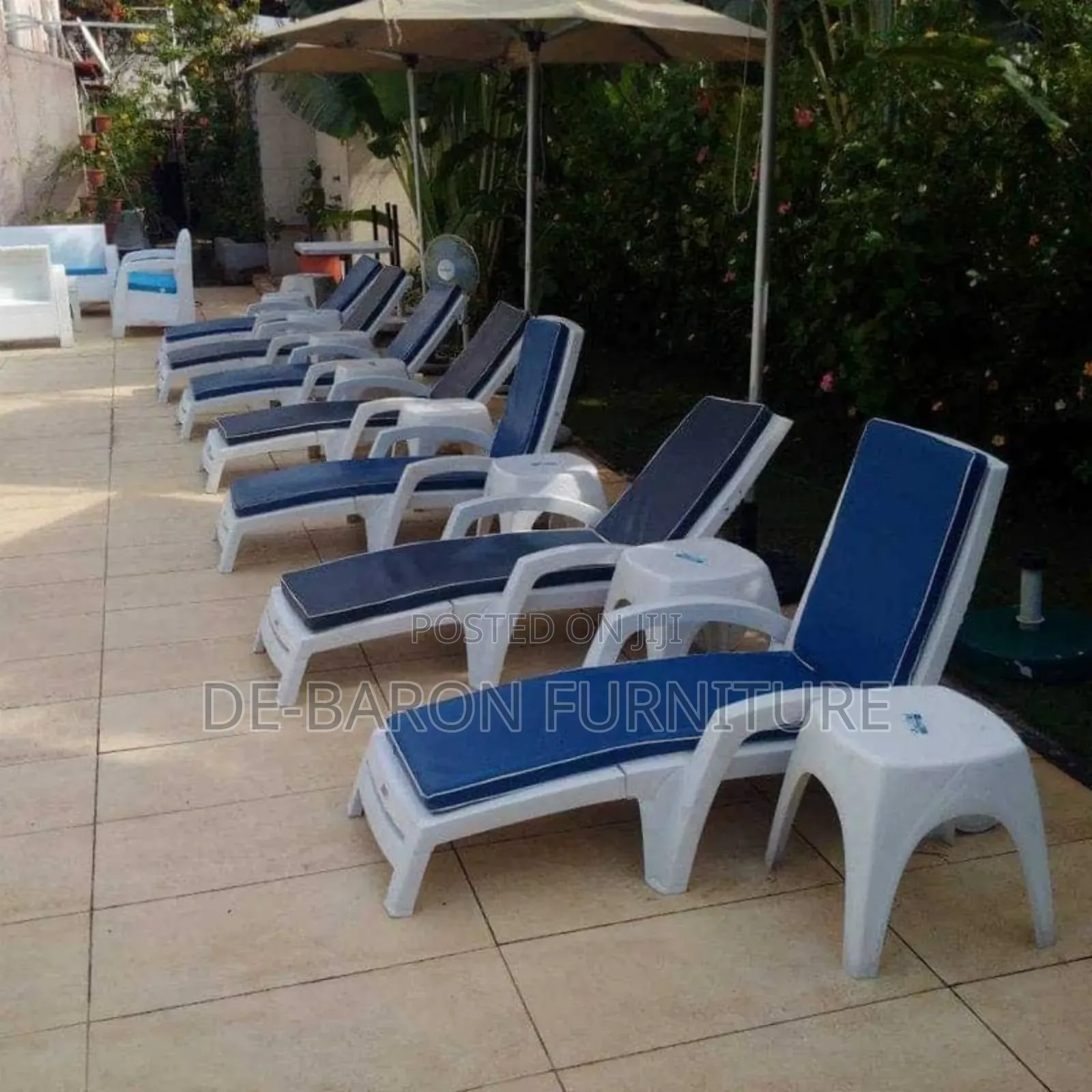Pool Bed With Adjustable Length