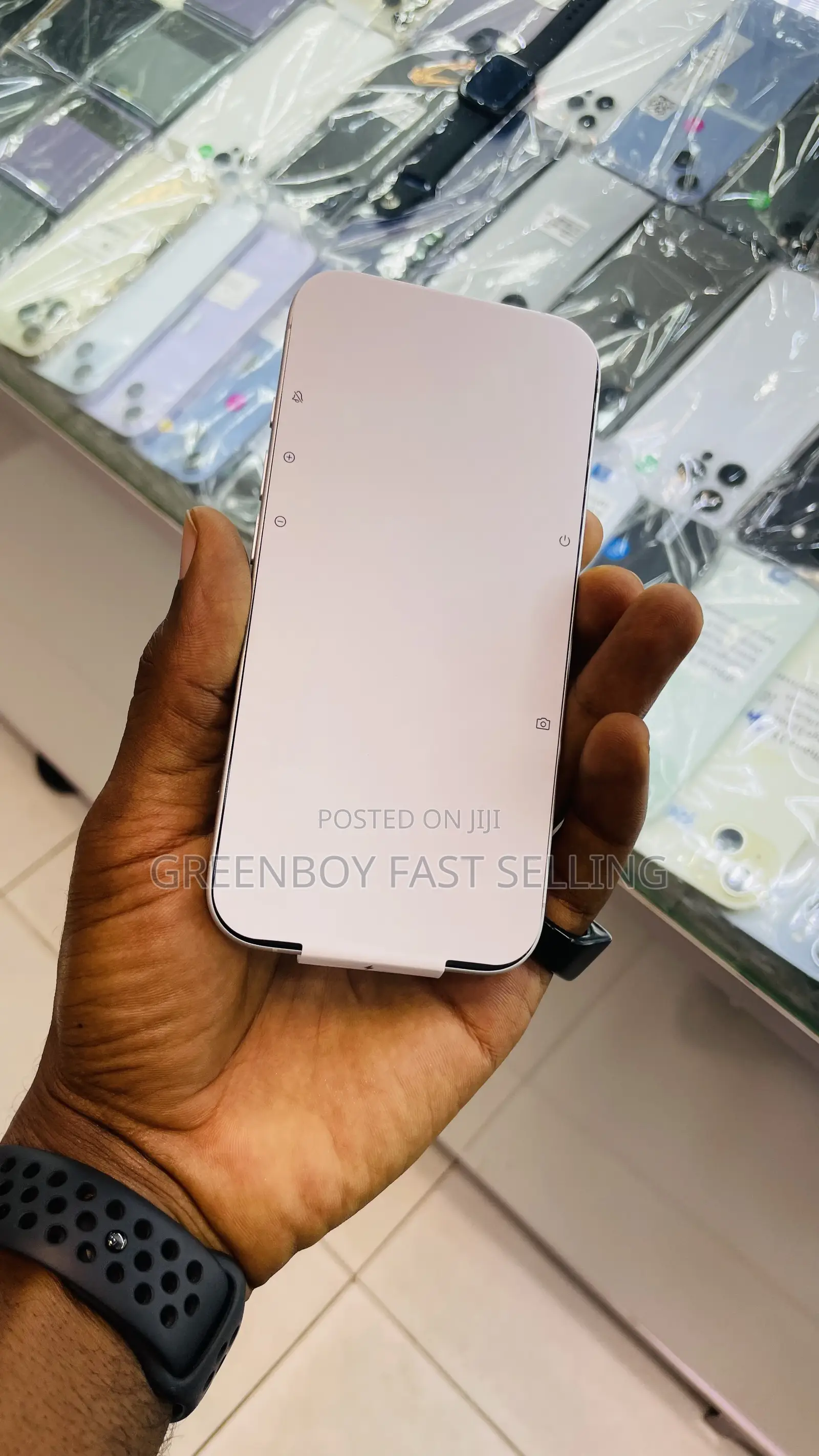 New Apple iPhone 16 128 GB White