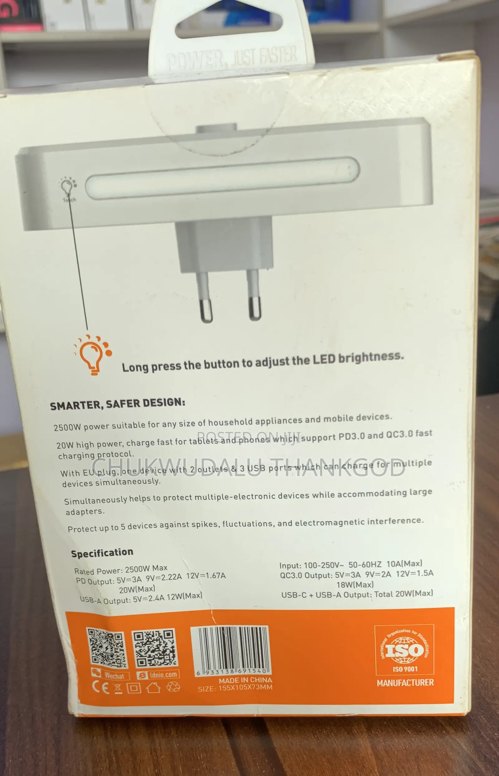 2ways Power Socke 3usb Port for a Better Performance, 1usb-C 2 Usb-A