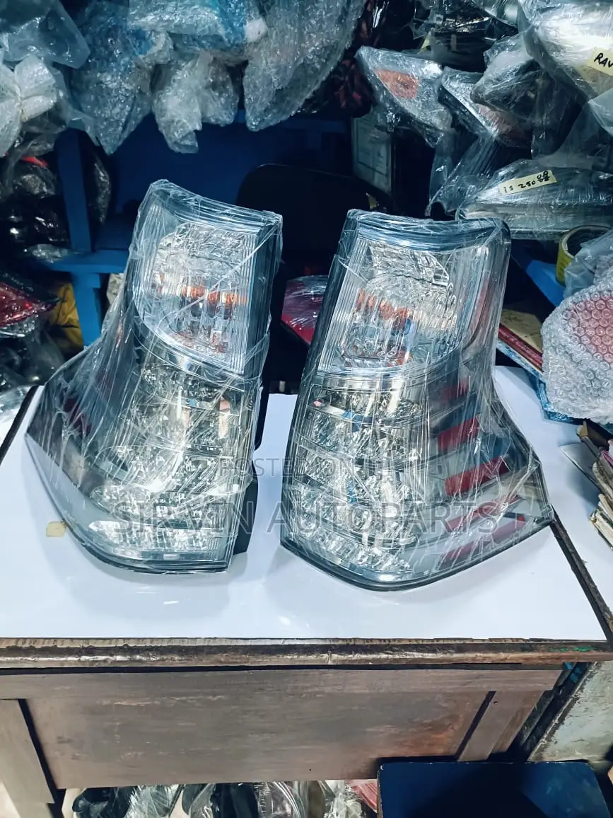 Rearlight/Backlight For Lexus Gx 460, 2015 (Brand New Set)