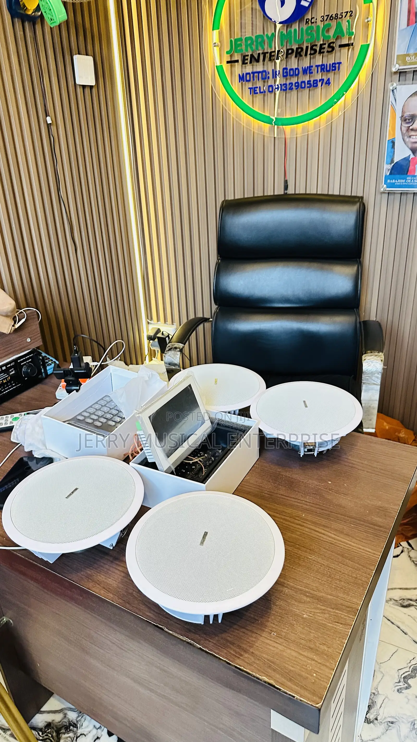 30watts Ceiling Speakers With 7inches Wall Amplifier With Wi-fi 2zone