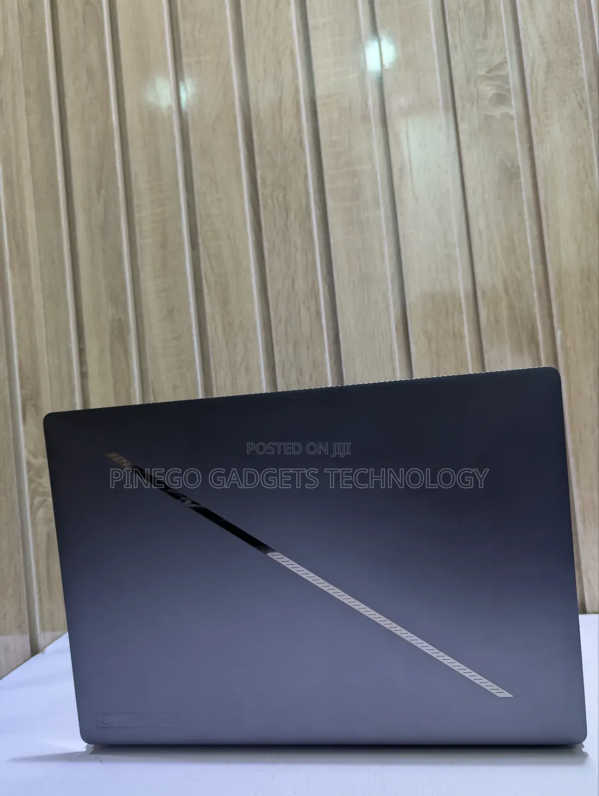 Laptop Asus ROG Zephyrus G16 16GB Intel Core Ultra 9 SSD 1T