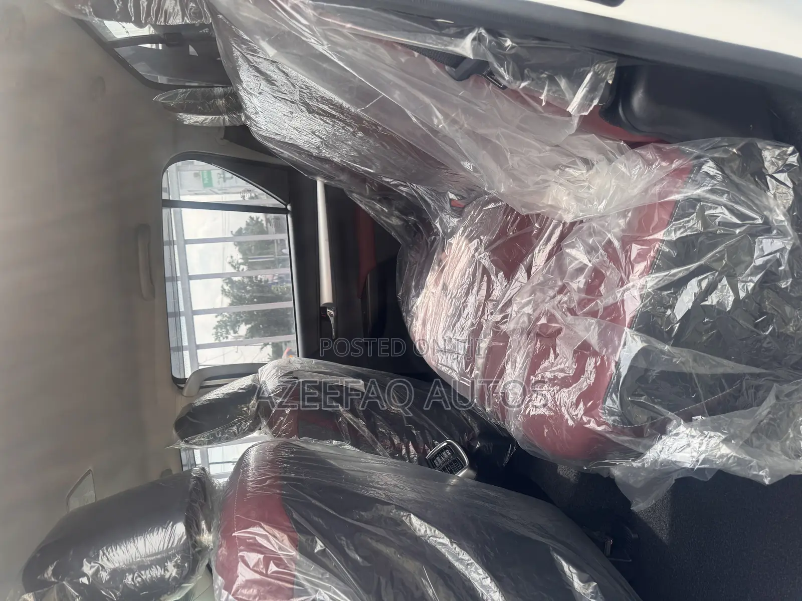 New Toyota Hilux 2025 White
