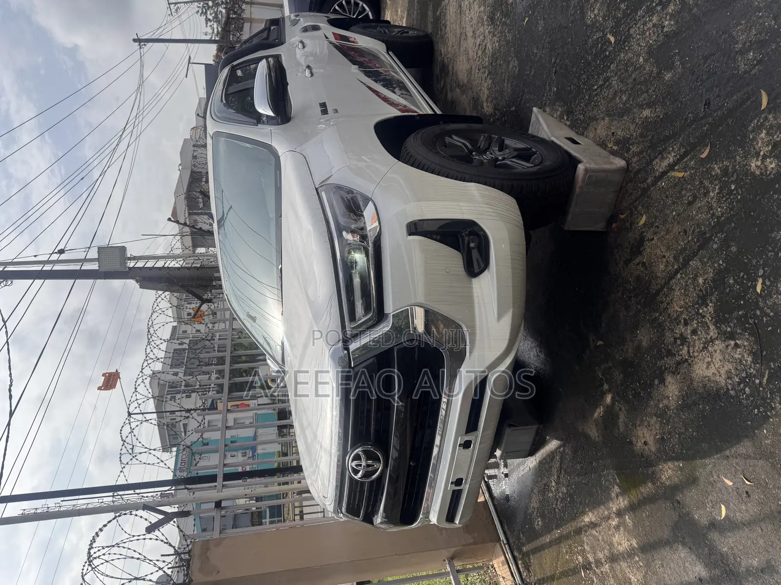 New Toyota Hilux 2025 White