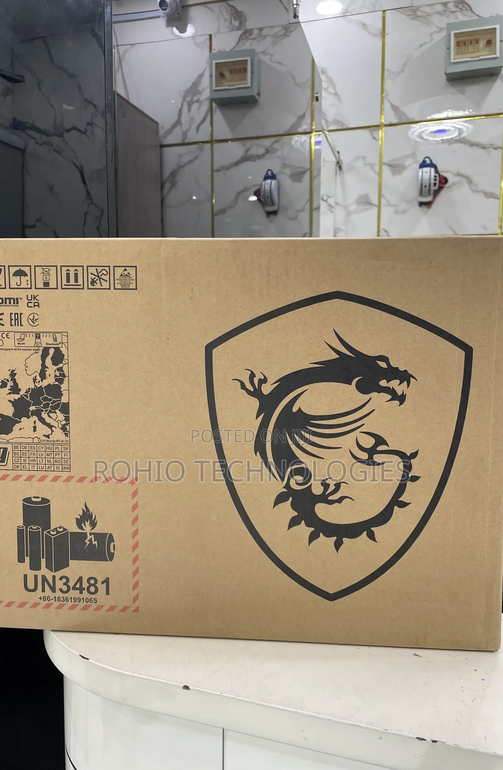 New Laptop MSI Stealth 14 Studio A13VF 16GB Intel Core I5 SSD 512GB