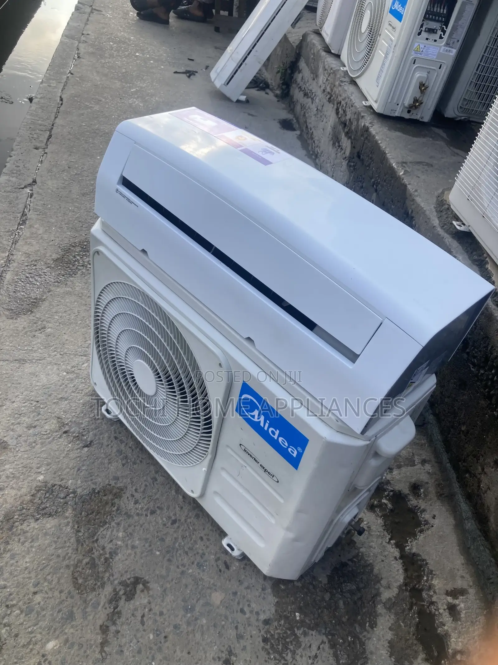 Inverter Ac 1.5hp Midea Brand