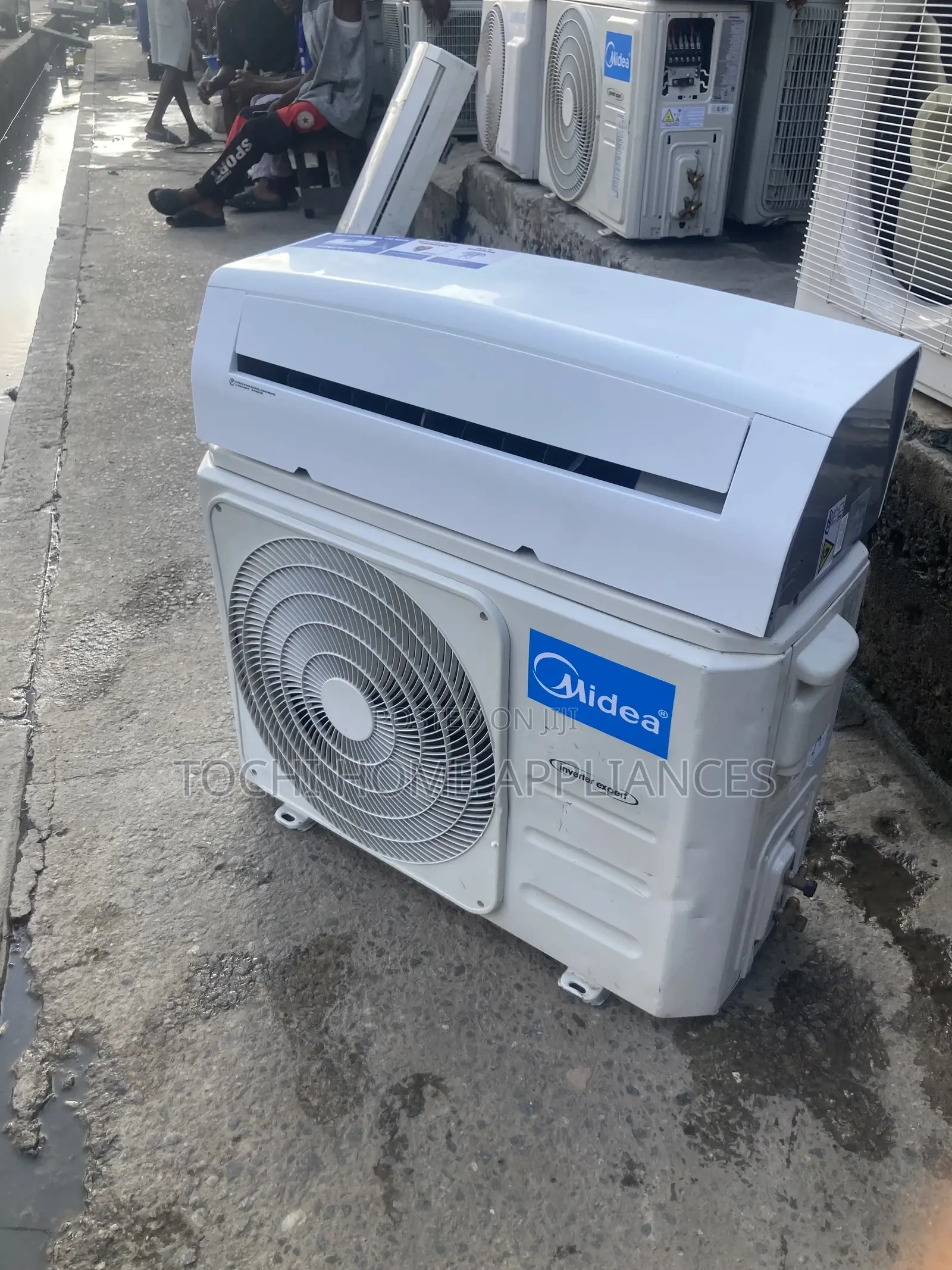 Inverter Ac 1.5hp Midea Brand