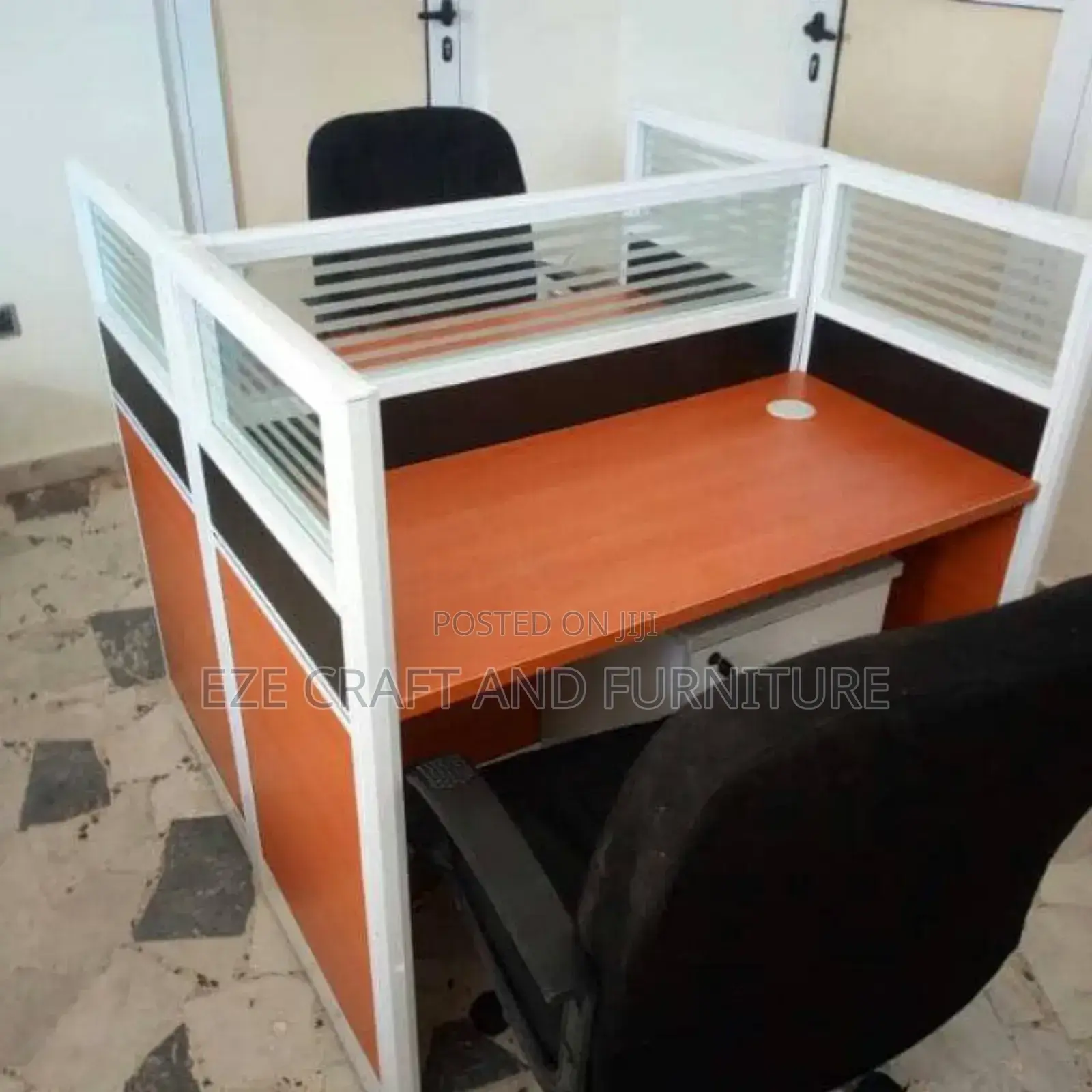 Workstation by 2 Seaters