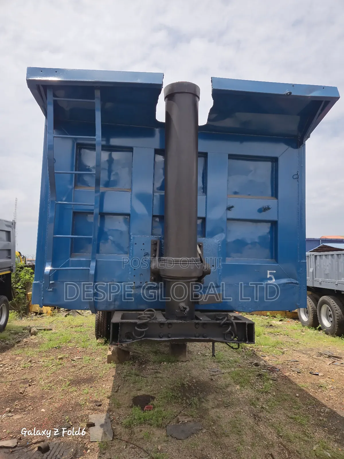 A 30tons Double Axle Refurbished Tipping Trailer Bucket
