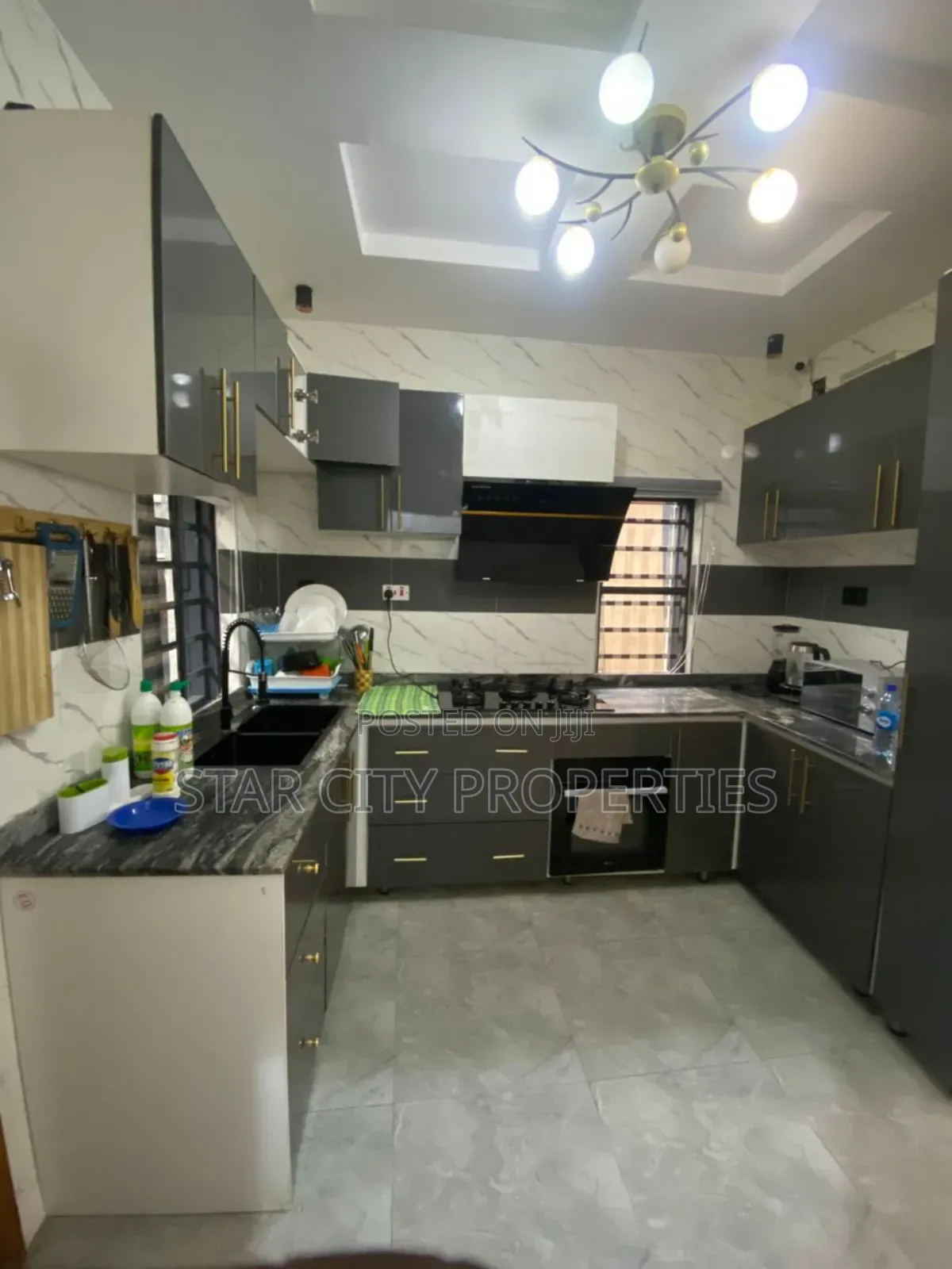 3bdrm Duplex in Gra for rent