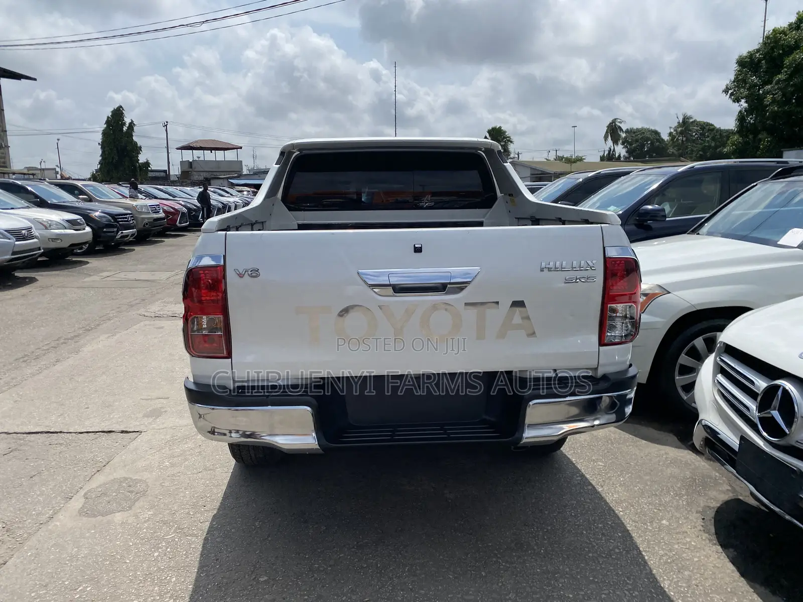 Toyota Hilux SR5+ 4x4 2018 White