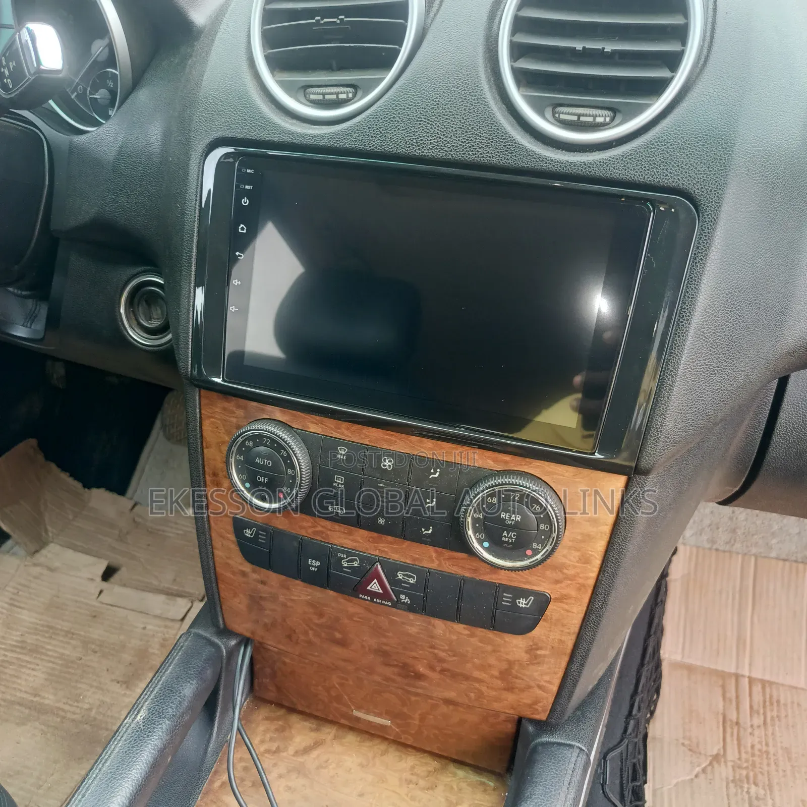 2008-2010 Ml Mercedes Benz Android Screen With Reverse Camera and GPS