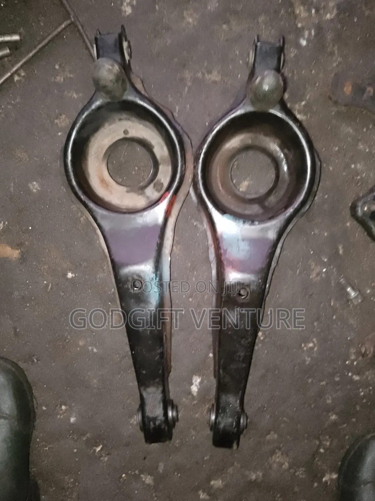 Back Arms Mazda 3, Mazda 5